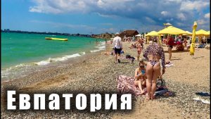 Подробнее о статье ЕВПАТОРИЯ — пляжи на улице Симферопольской и цены в столовой и ресторане «Колибри» у моря. Крым